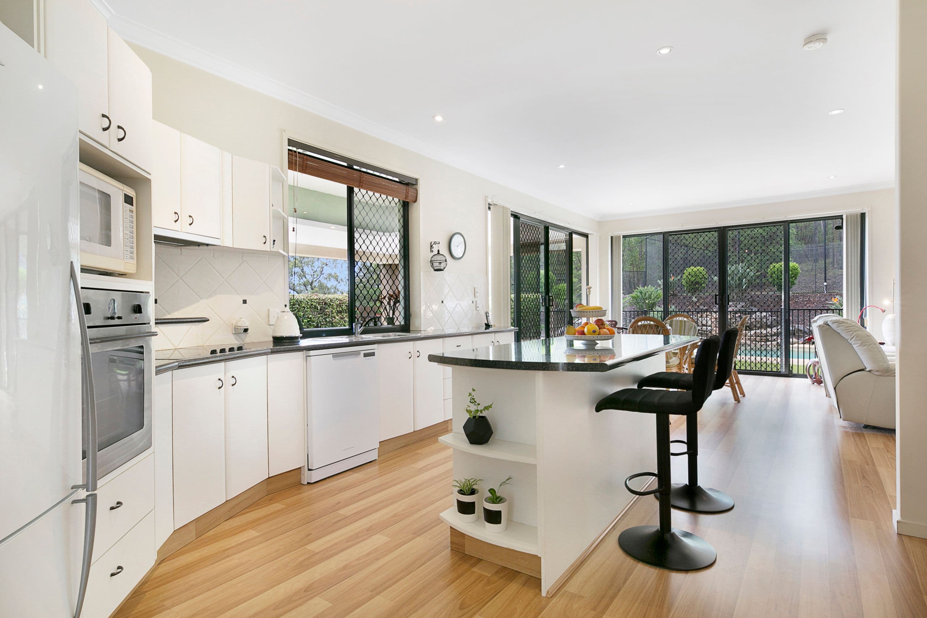 18 Waterfall Way, Tallai QLD 4213, Tallai - Thumbnail 7