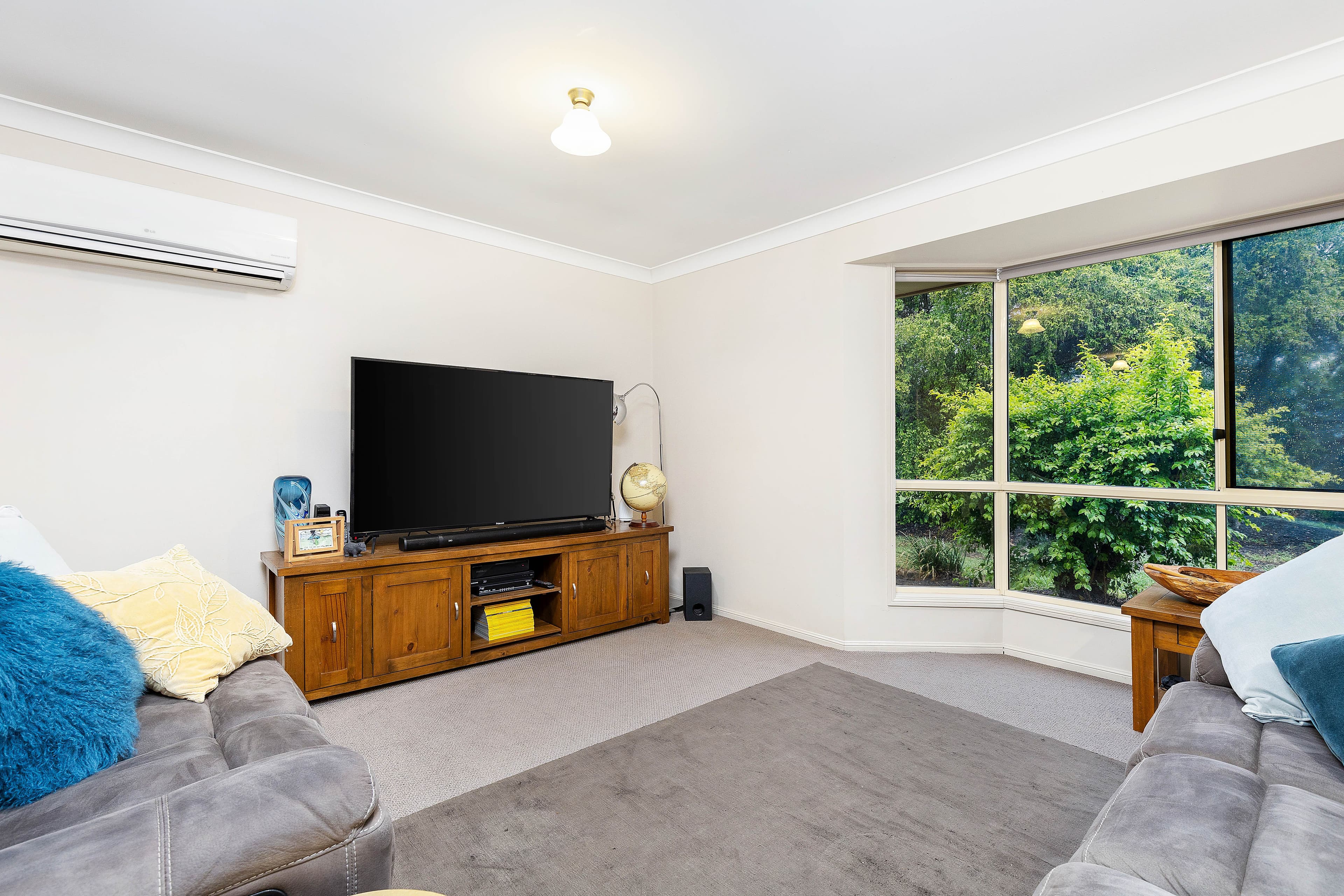 27 Edgewood Drive, Emerald QLD 4720, Emerald - Thumbnail 5