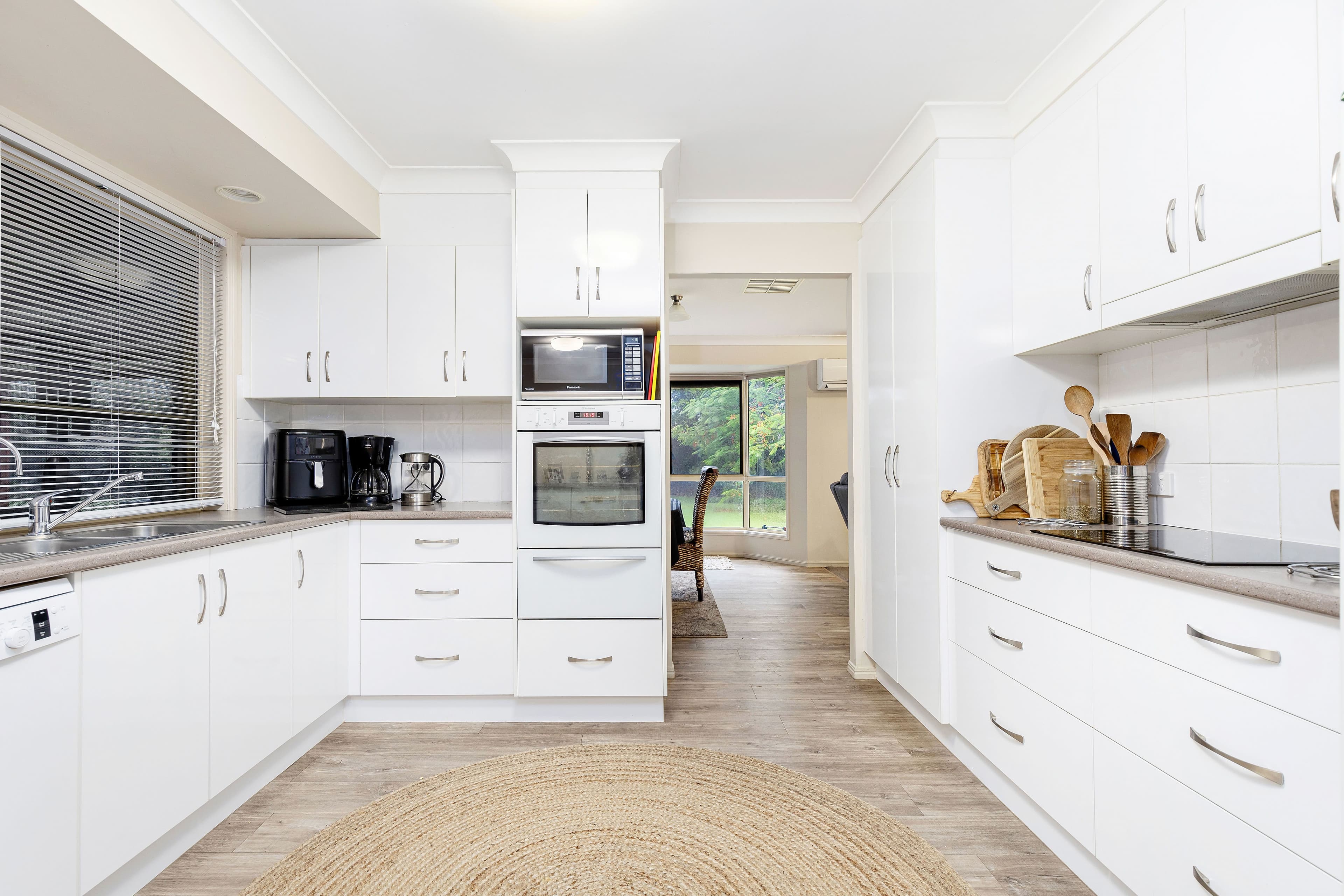 27 Edgewood Drive, Emerald QLD 4720, Emerald - Thumbnail 7