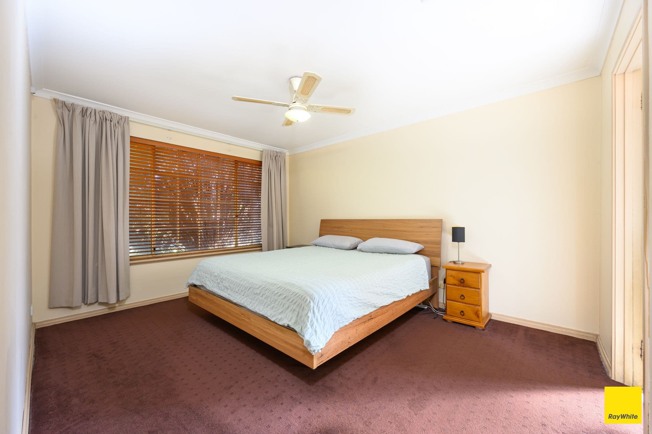 28 Chelmsford Avenue, Port Kennedy WA 6172, Port Kennedy - Thumbnail 4