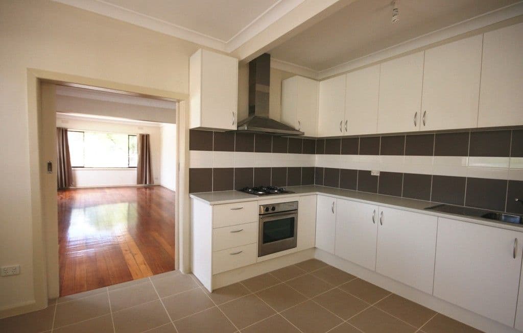 54 East Esplanade, ST ALBANS VIC 3021, St Albans - Thumbnail 6