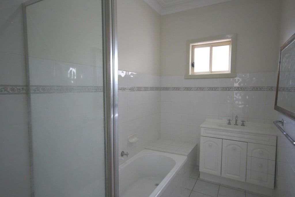 54 East Esplanade, ST ALBANS VIC 3021, St Albans - Thumbnail 7