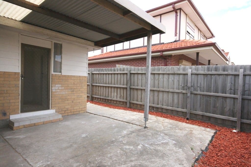 54 East Esplanade, ST ALBANS VIC 3021, St Albans - Thumbnail 8