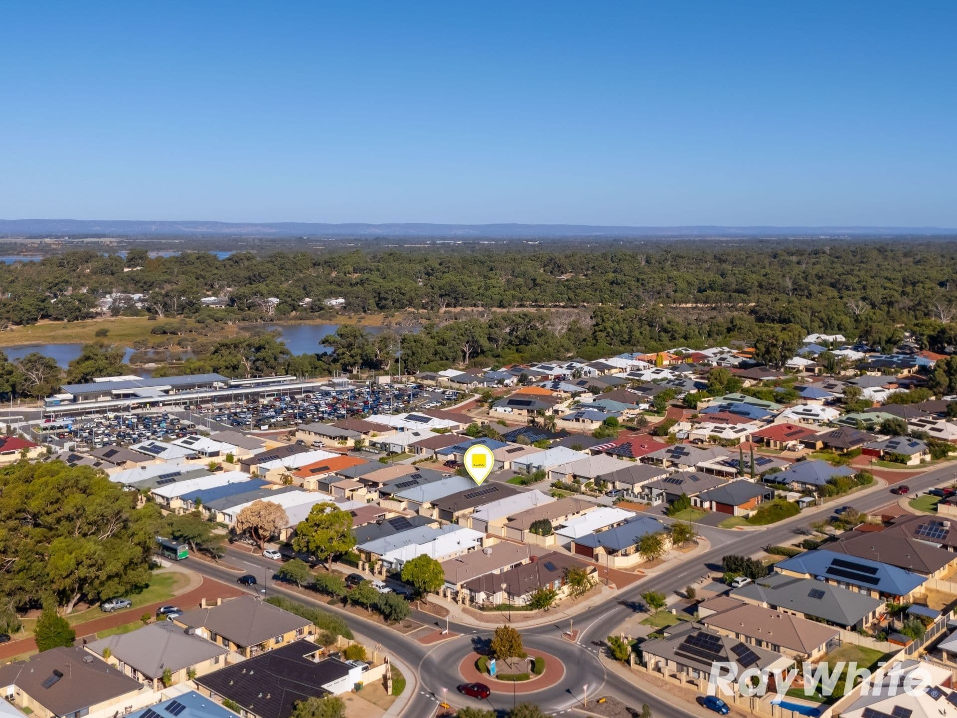 9 Payanna Grange, Lakelands WA 6180, Lakelands - Thumbnail 2