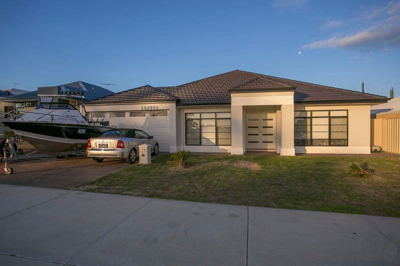 47 Rangeview Road, LANDSDALE WA 6065, Landsdale - Image 1