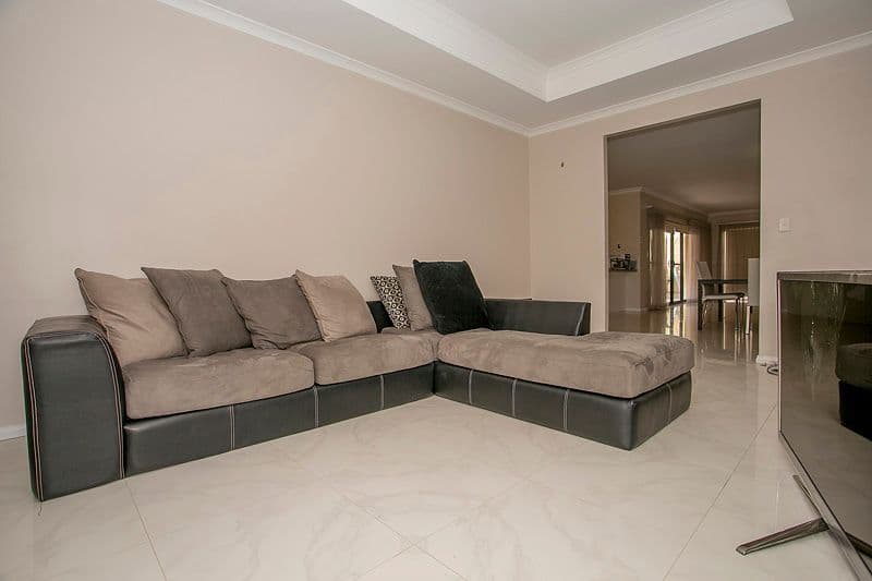 47 Rangeview Road, LANDSDALE WA 6065, Landsdale - Thumbnail 4