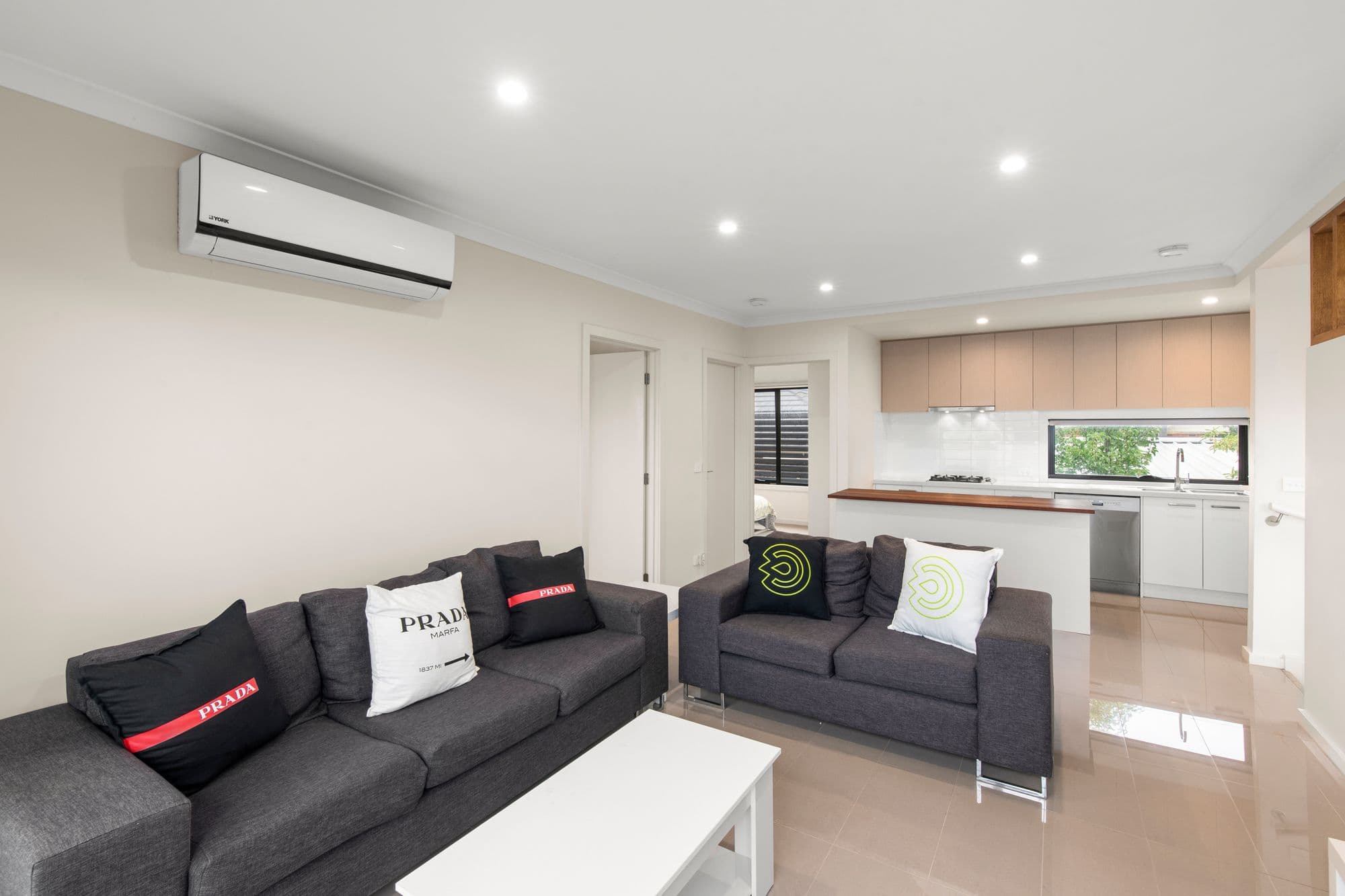 8 Kelly Street, Chadstone VIC 3148, Chadstone - Thumbnail 3