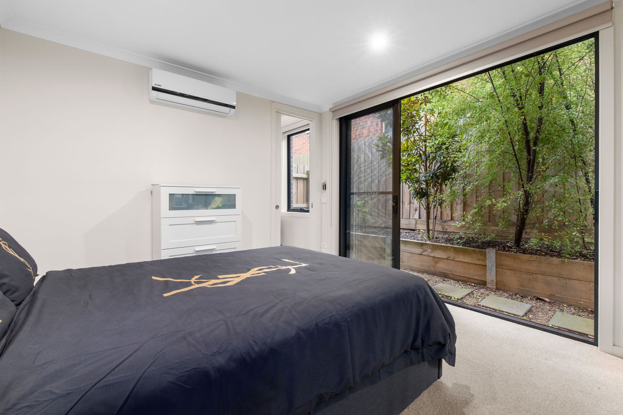 8 Kelly Street, Chadstone VIC 3148, Chadstone - Thumbnail 4