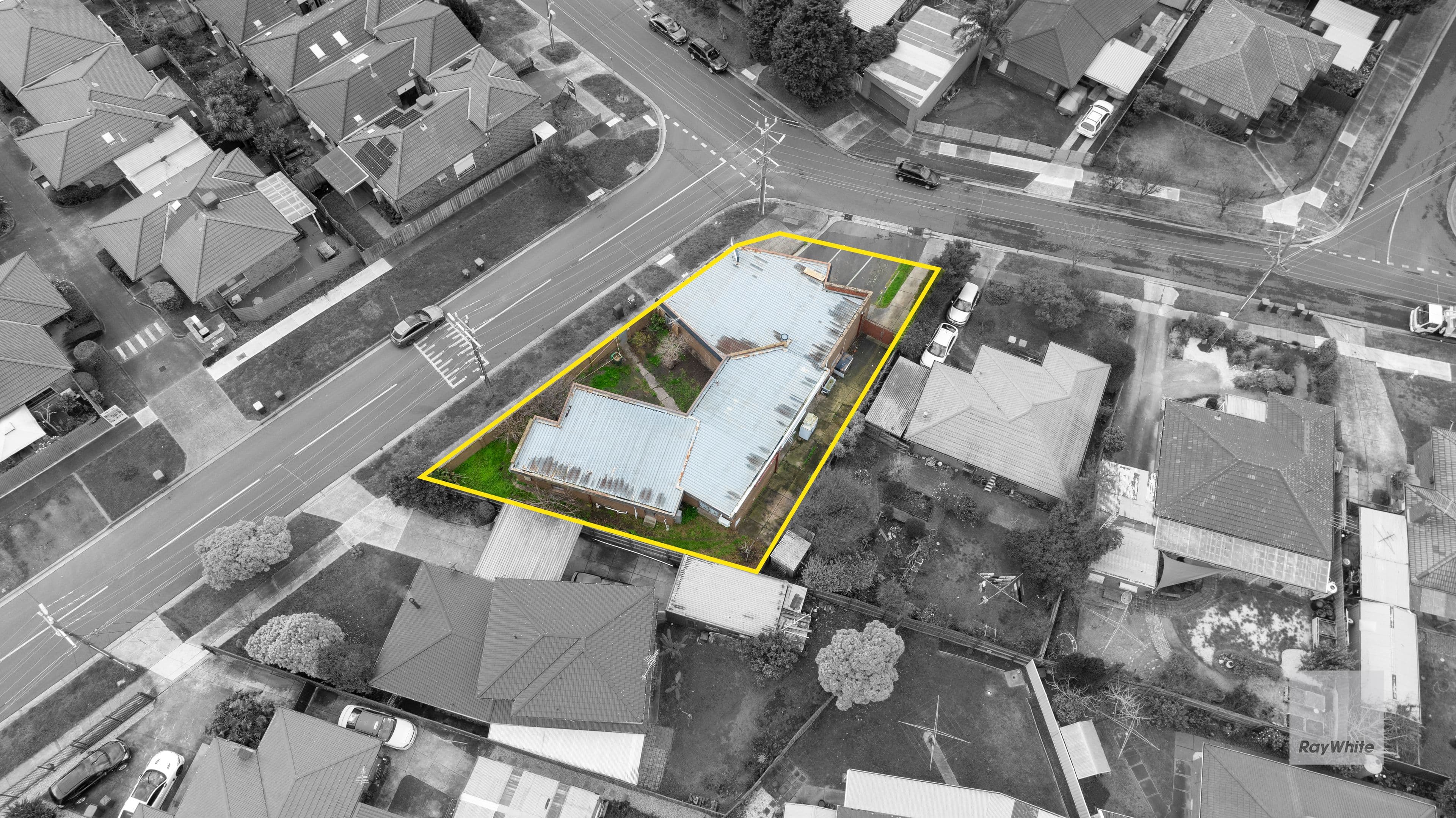 2 Neilsen Crescent, Bundoora VIC 3083, Bundoora - Thumbnail 3