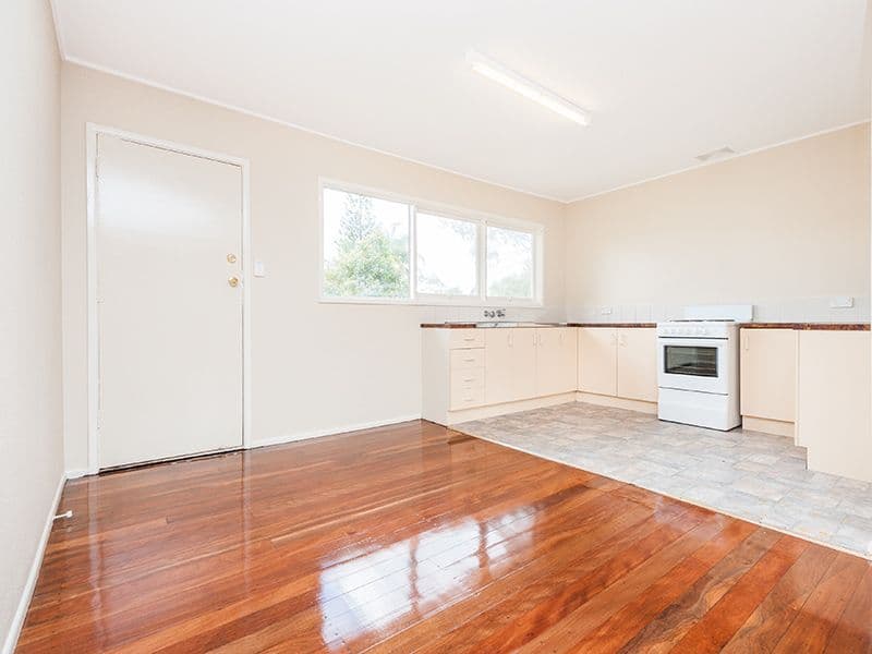 13 Brownvale Street, Logan Central QLD 4114, Logan Central - Thumbnail 2