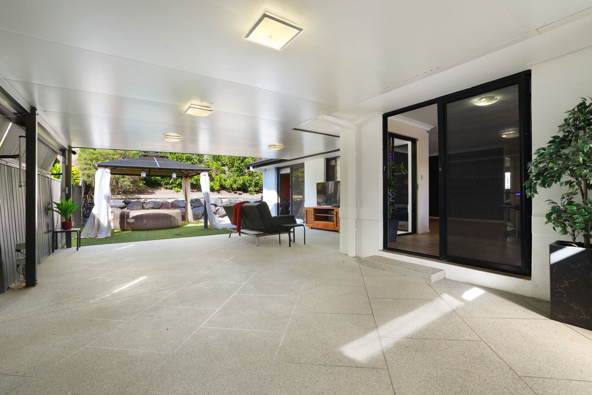 55 Ellis Drive, Mudgeeraba QLD 4213, Mudgeeraba - Thumbnail 7