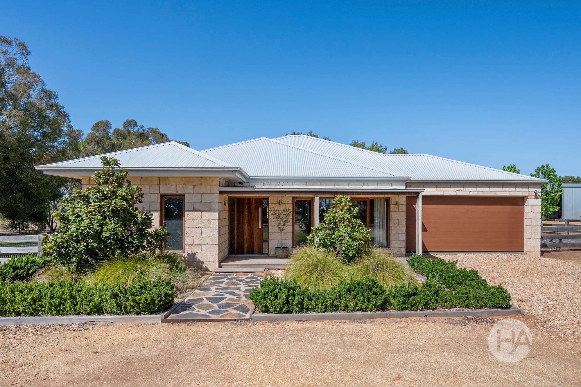 842 Devon Park Road, DONALD, Donald - Thumbnail 2