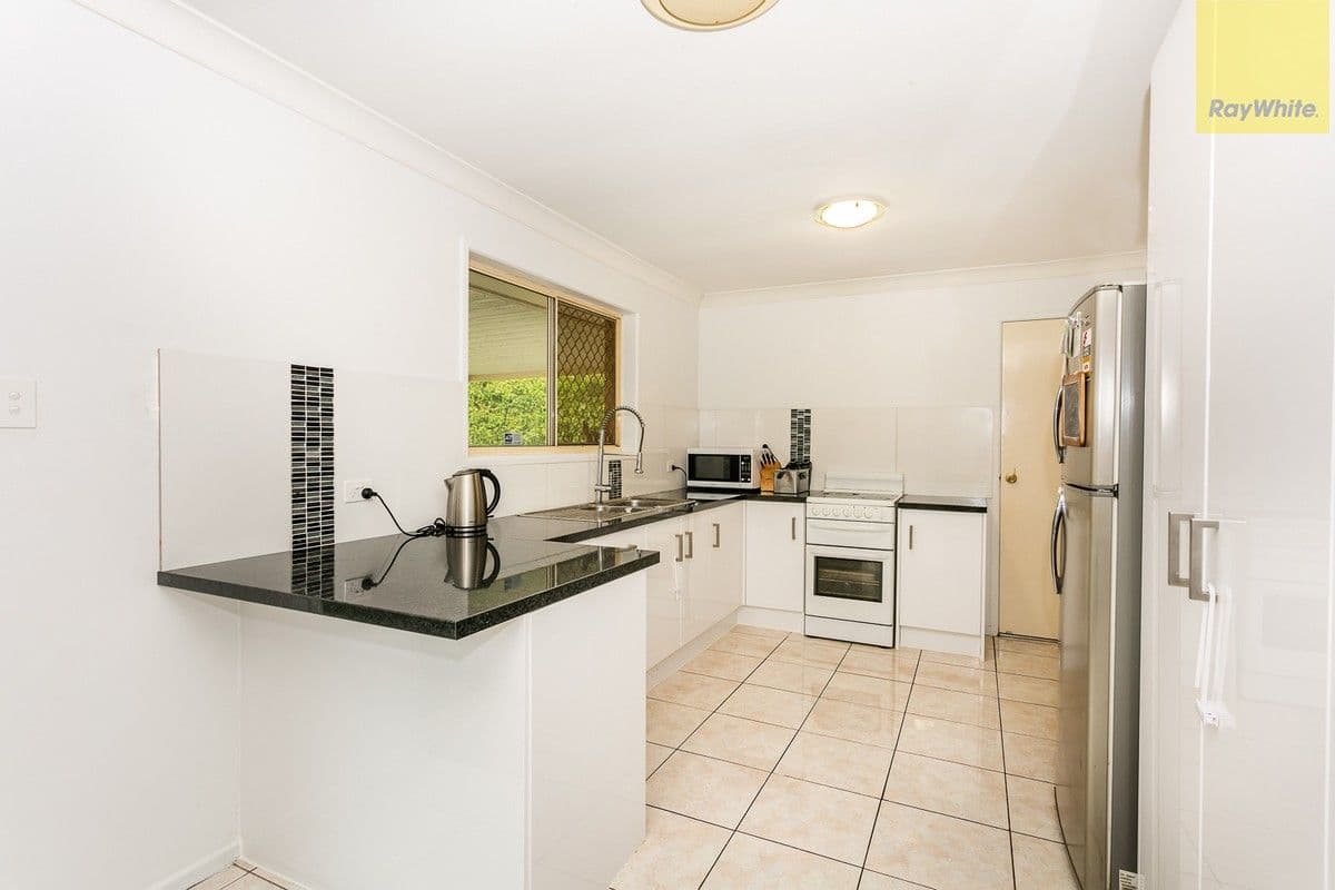 10 Titan Court, Boronia Heights QLD 4124, Boronia Heights - Thumbnail 3