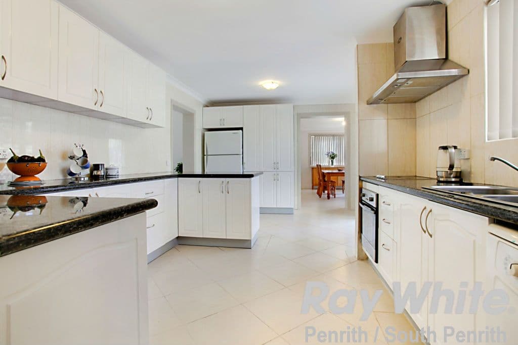 39 Sherringham Road, Cranebrook NSW 2749, Cranebrook - Thumbnail 2