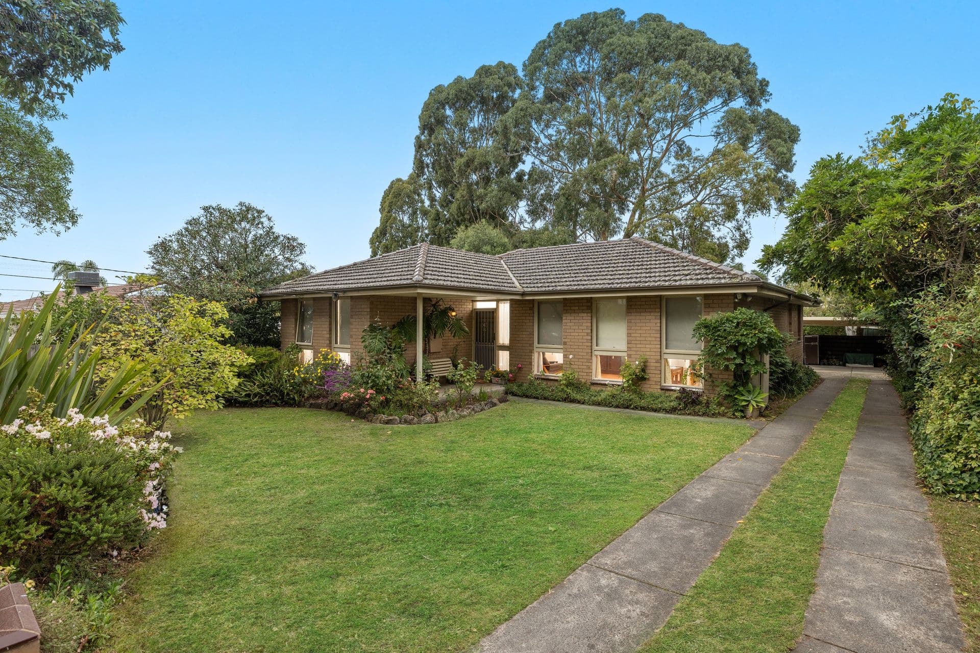2 Josephine Avenue, Mount Waverley VIC 3149, Mount Waverley - Image 1