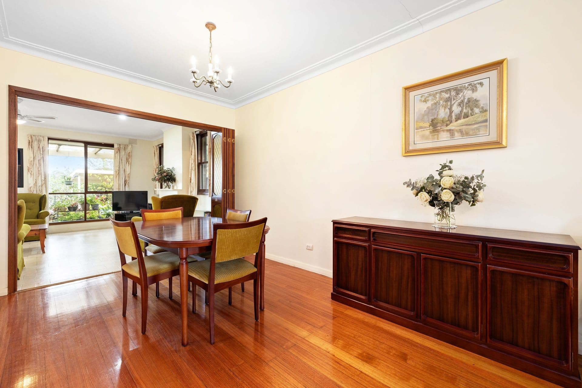2 Josephine Avenue, Mount Waverley VIC 3149, Mount Waverley - Thumbnail 4