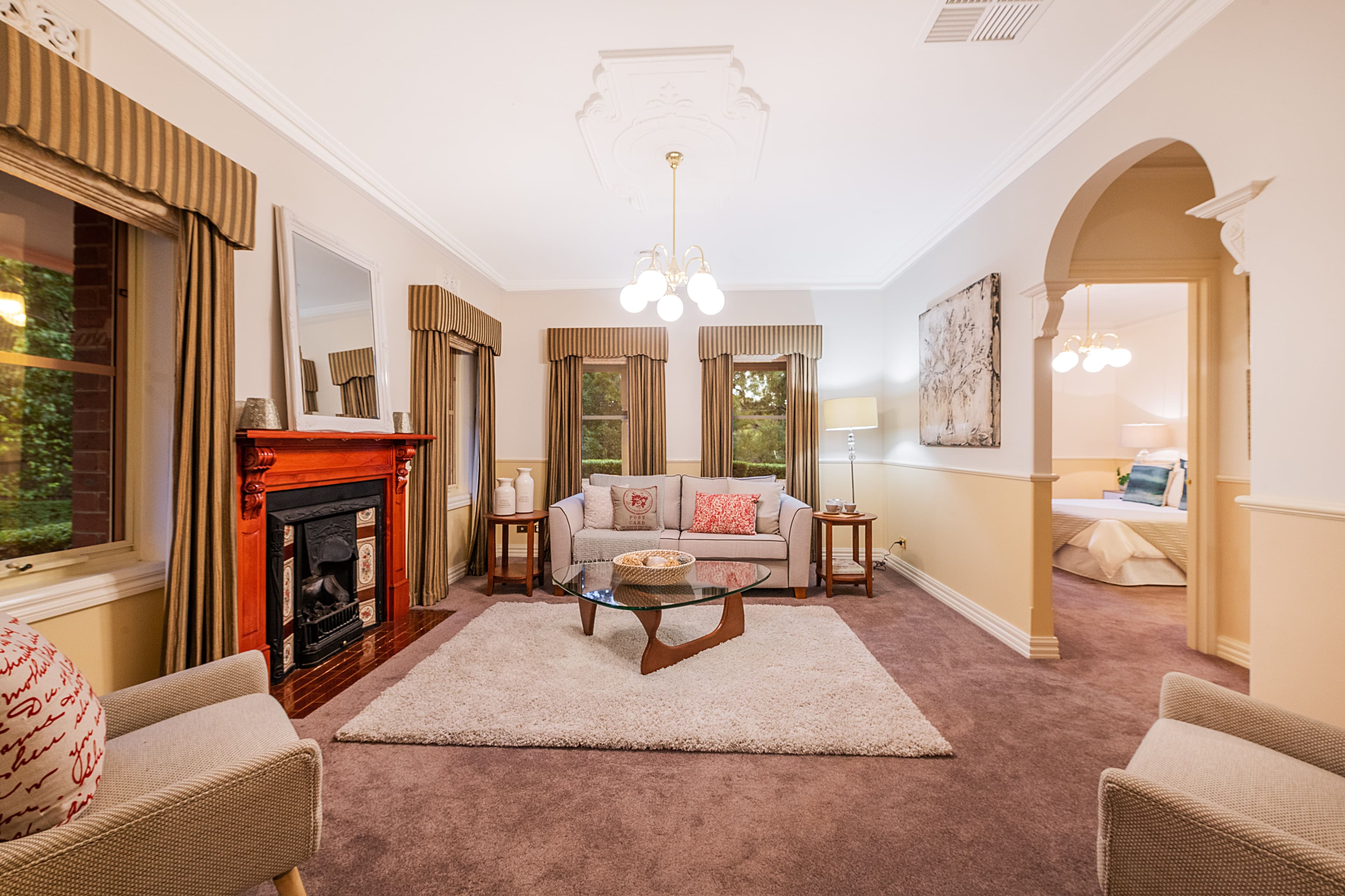 19 Hunter Street, Ferntree Gully VIC 3156, Ferntree Gully - Thumbnail 2