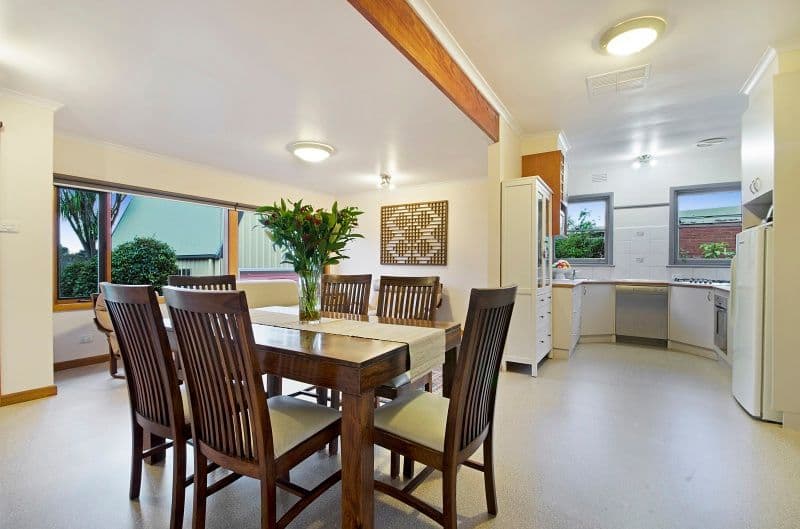 4 Toyne Avenue, Hamlyn Heights VIC 3215, Hamlyn Heights - Thumbnail 3