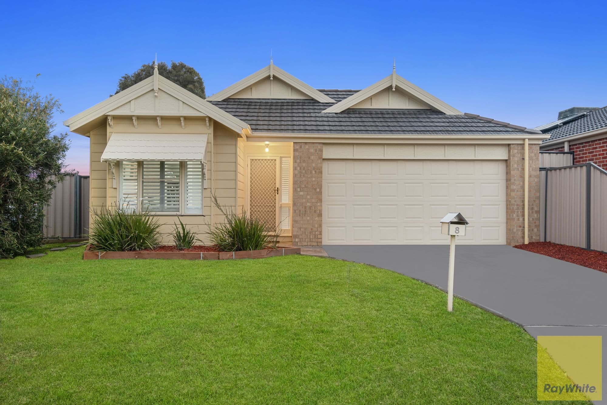 8 Hollows Circuit, Tarneit VIC 3029, Tarneit - Image 1