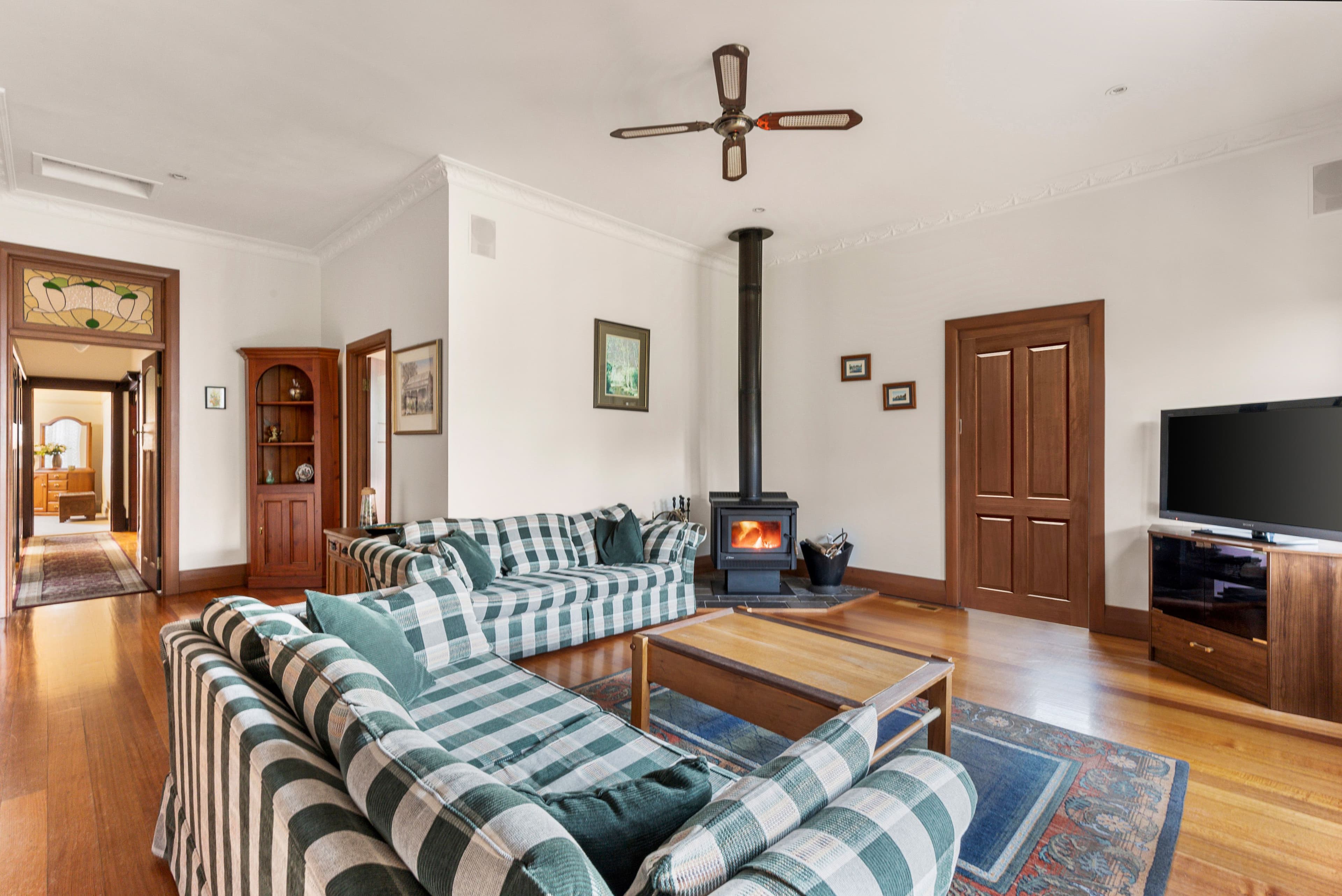 22 Civic Parade, Seaholme VIC 3018, Seaholme - Thumbnail 4