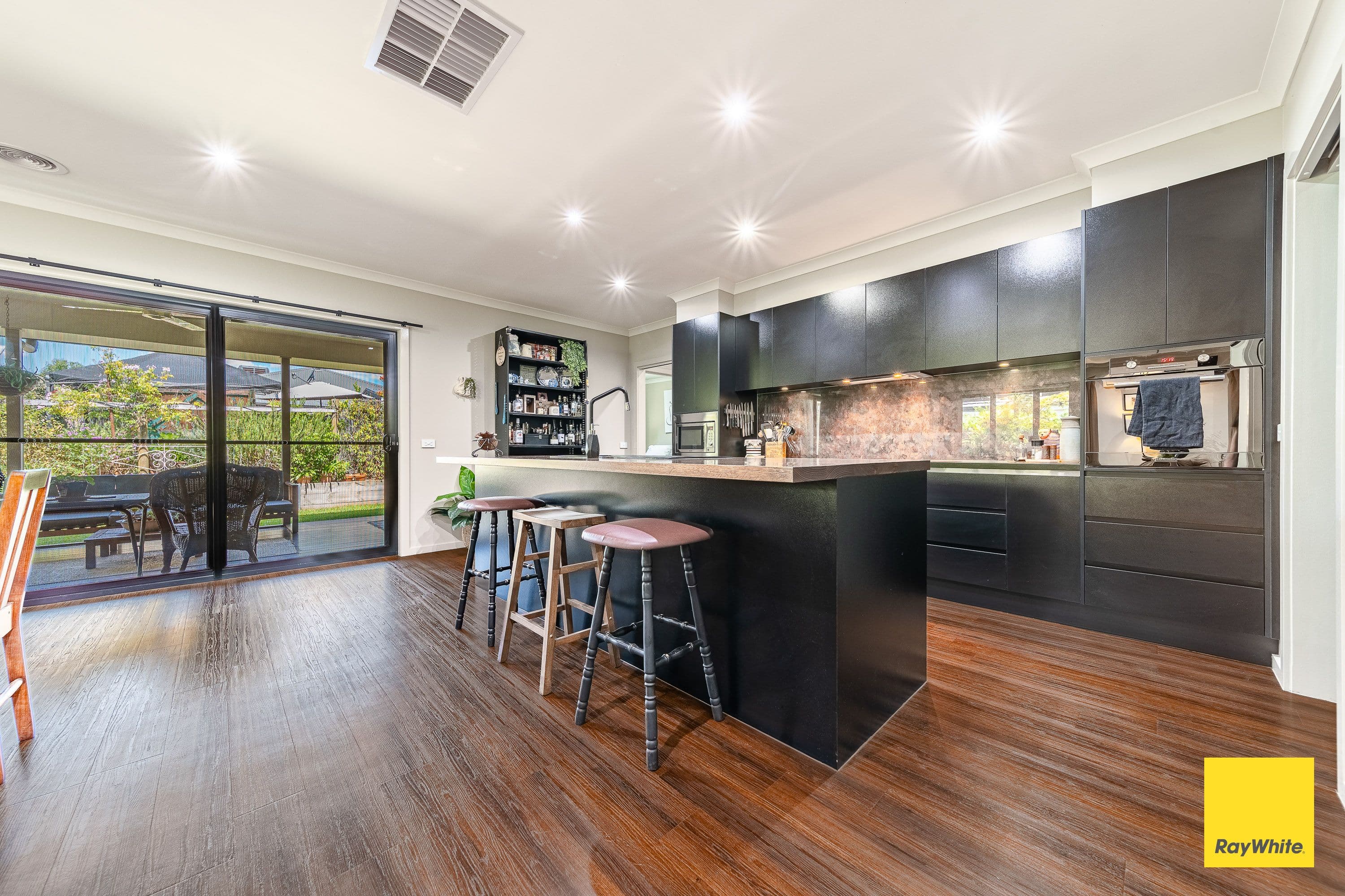 54 Kingston Drive, Eaglehawk VIC 3556, Eaglehawk - Thumbnail 3