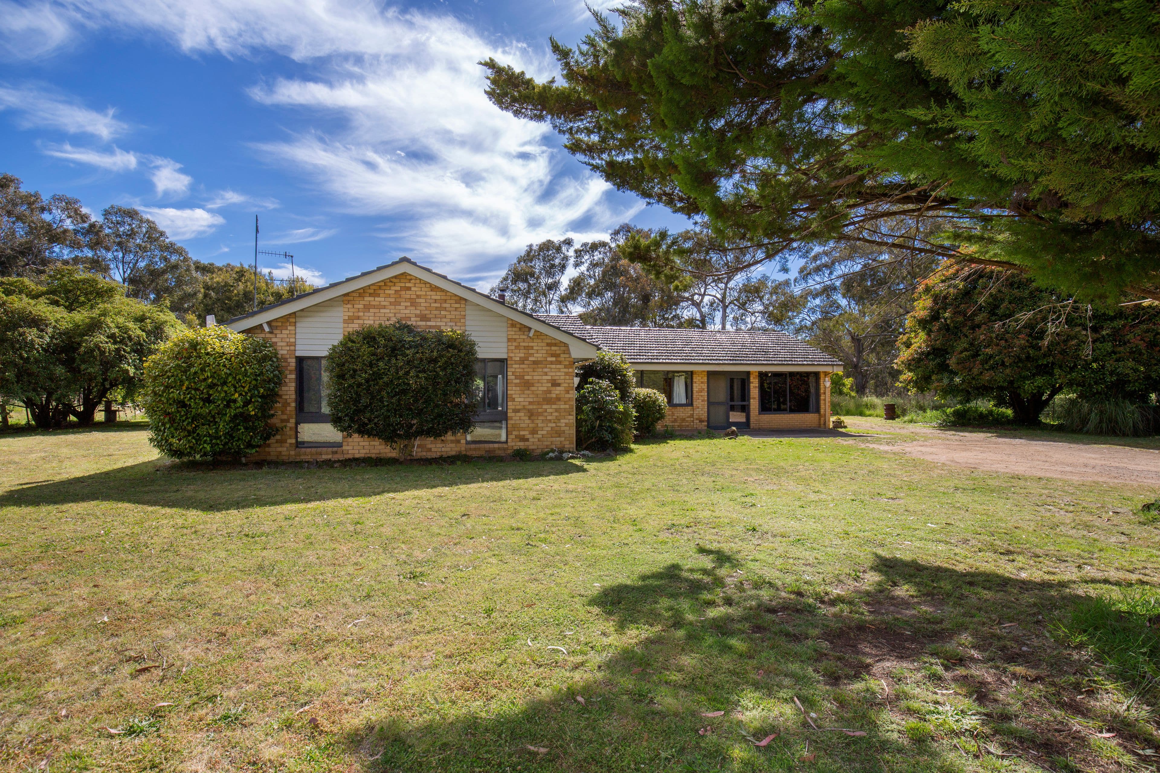 565 Long Swamp Road, Armidale NSW 2350, Armidale - Image 1