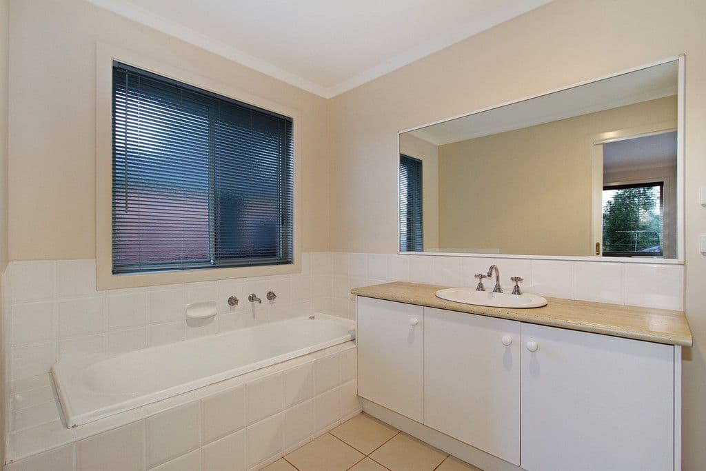  46-48 BONNIE VIEW Road, CROYDON NORTH VIC 3136, Croydon North - Thumbnail 4