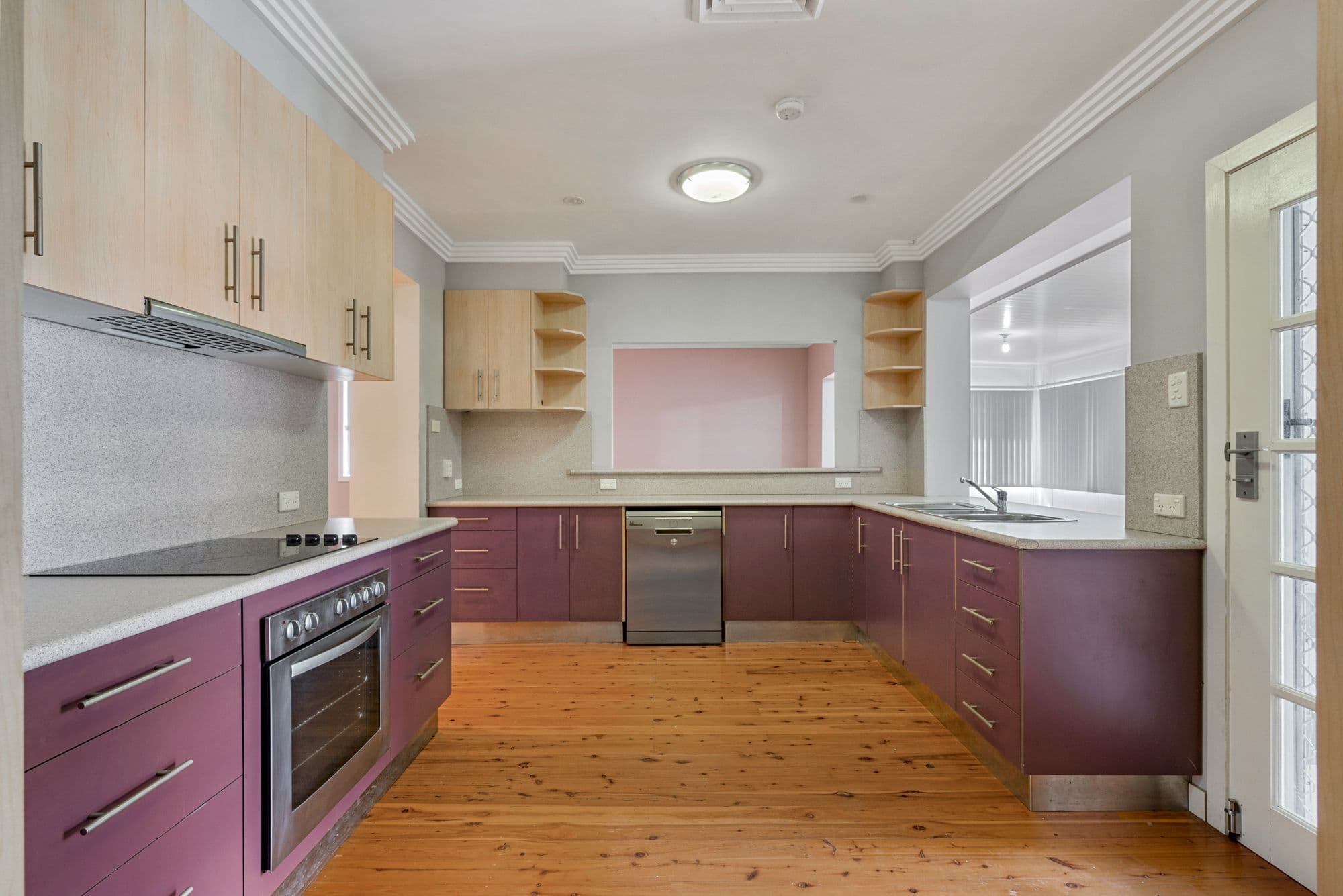 4 Tandara Avenue, Bradbury NSW 2560, Bradbury - Thumbnail 2