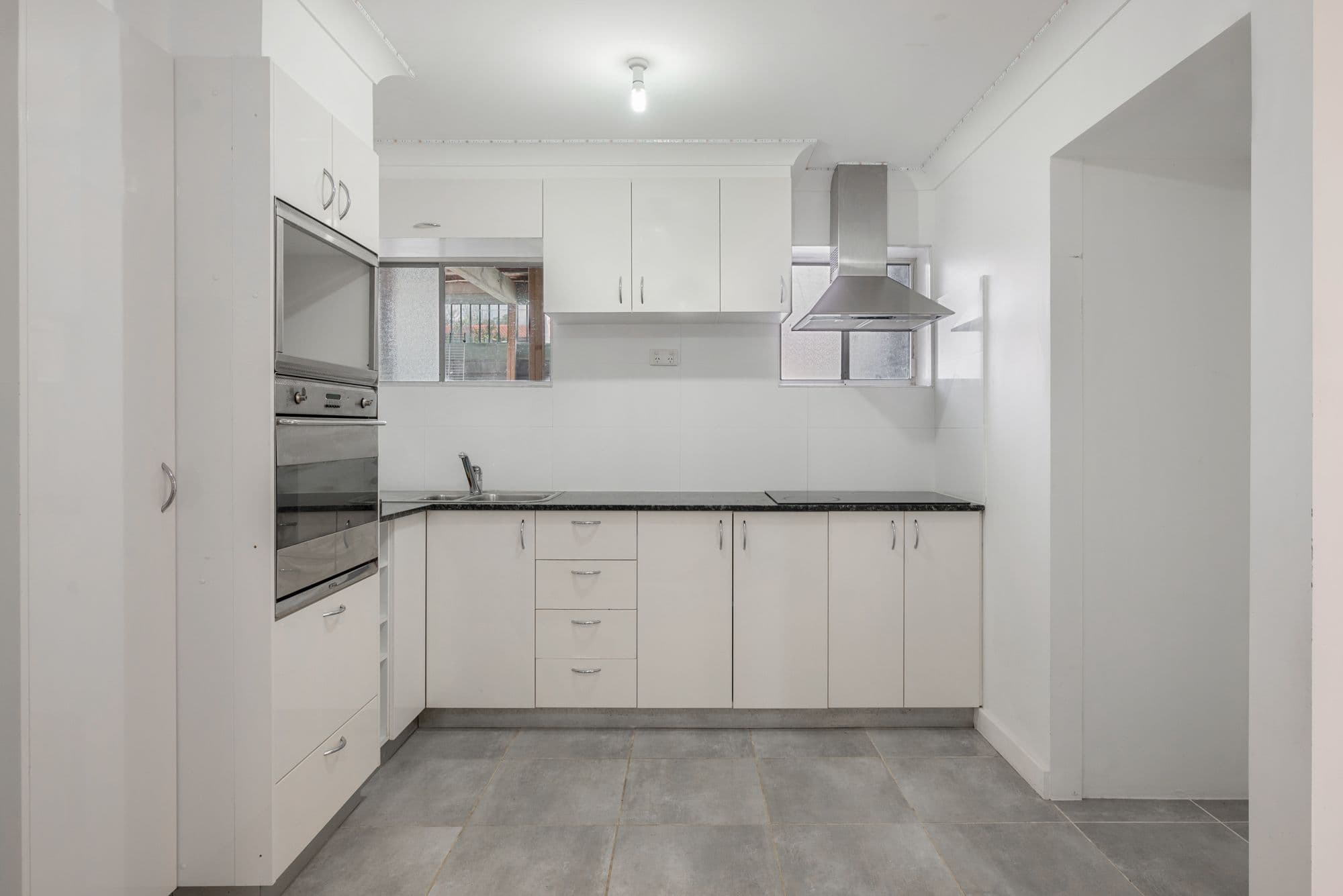 4 Tandara Avenue, Bradbury NSW 2560, Bradbury - Thumbnail 7