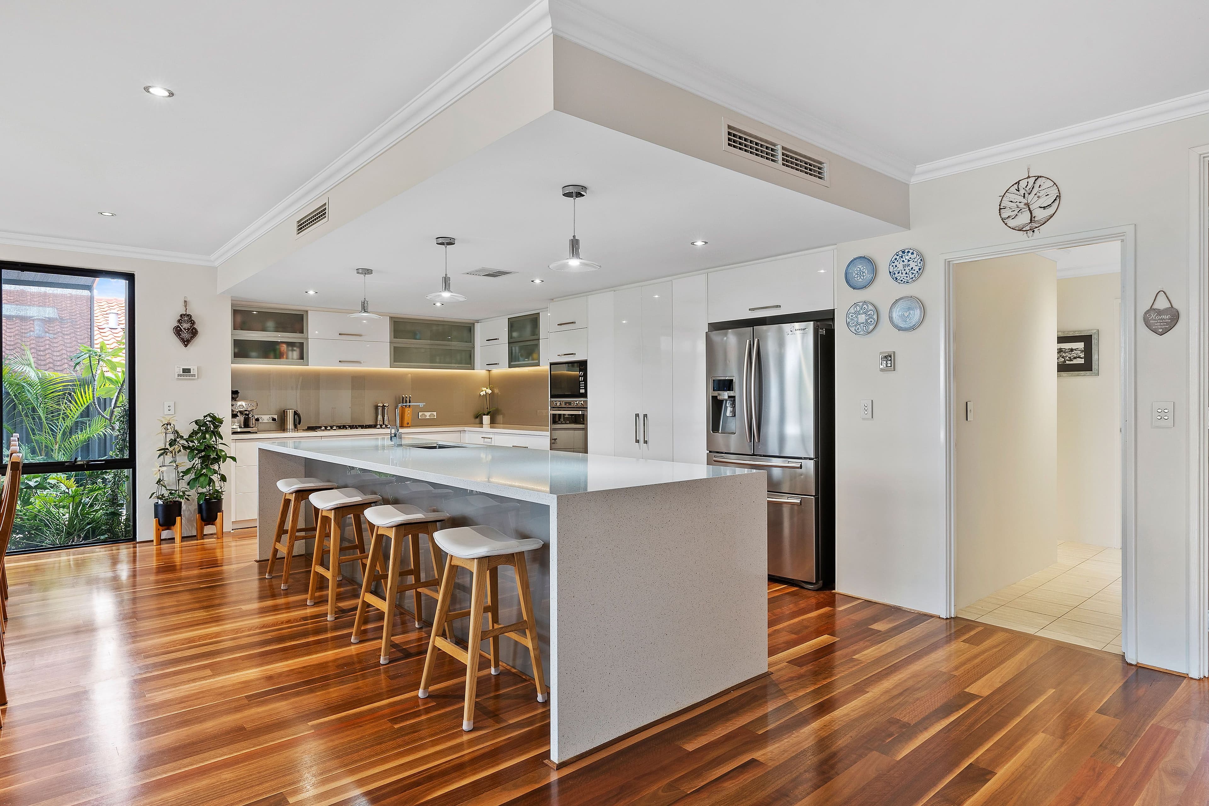 11 Hovea Avenue, Sorrento WA 6020, Sorrento - Thumbnail 8