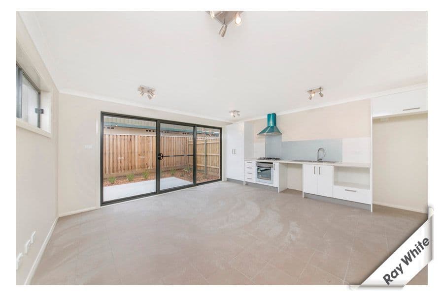 54 Lorn Road, QUEANBEYAN NSW 2620, Queanbeyan - Thumbnail 2