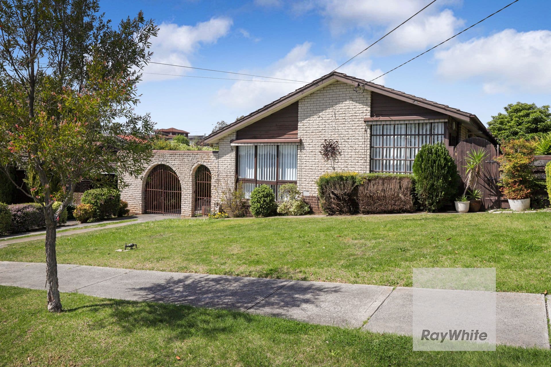 28 Beresford Crescent, Gladstone Park VIC 3043, Gladstone Park - Thumbnail 2