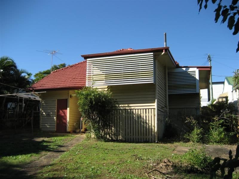 111 Walnut Street, WYNNUM QLD 4178, Wynnum - Thumbnail 3