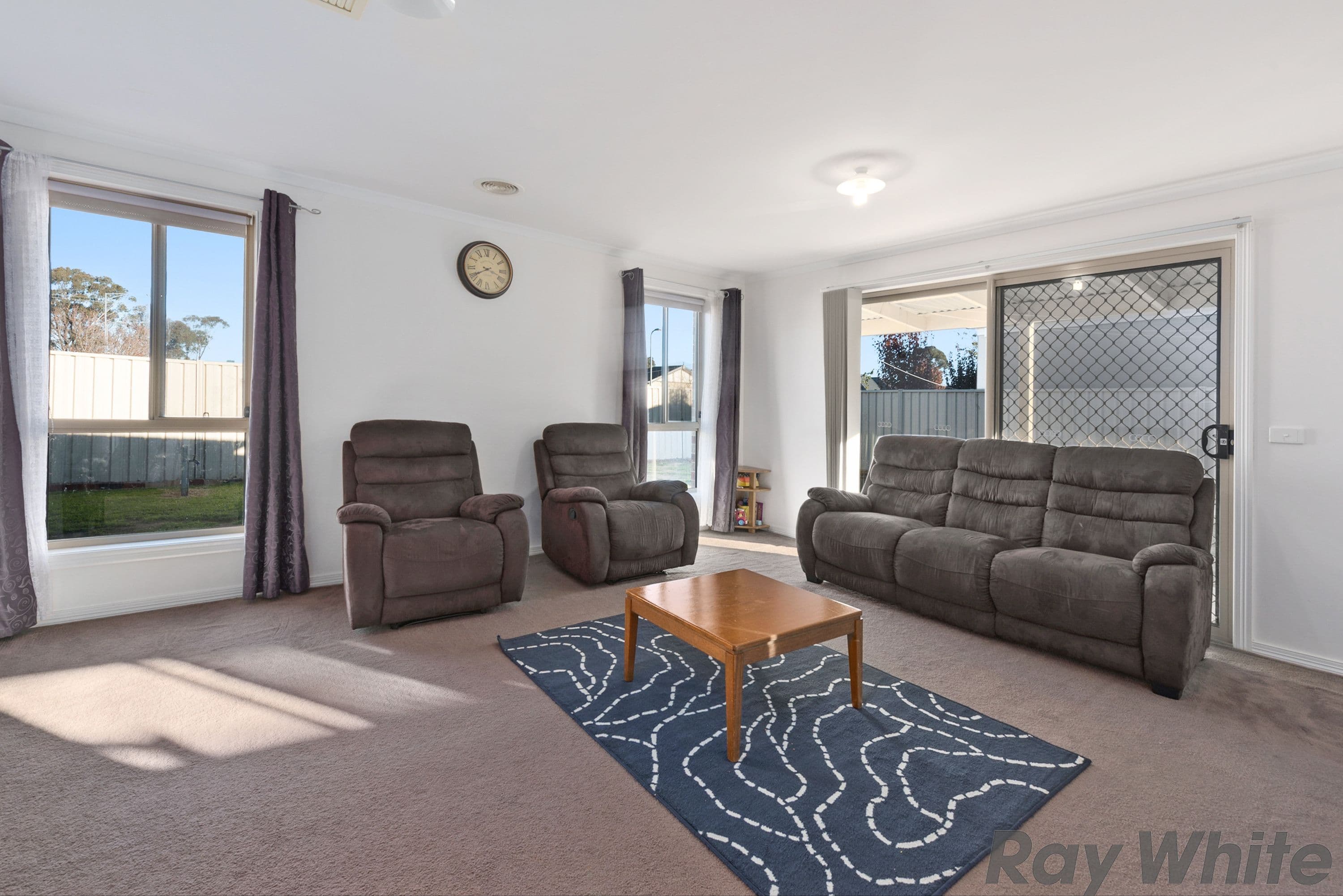 1 Leah Drive, Yarrawonga VIC 3730, Yarrawonga - Thumbnail 3