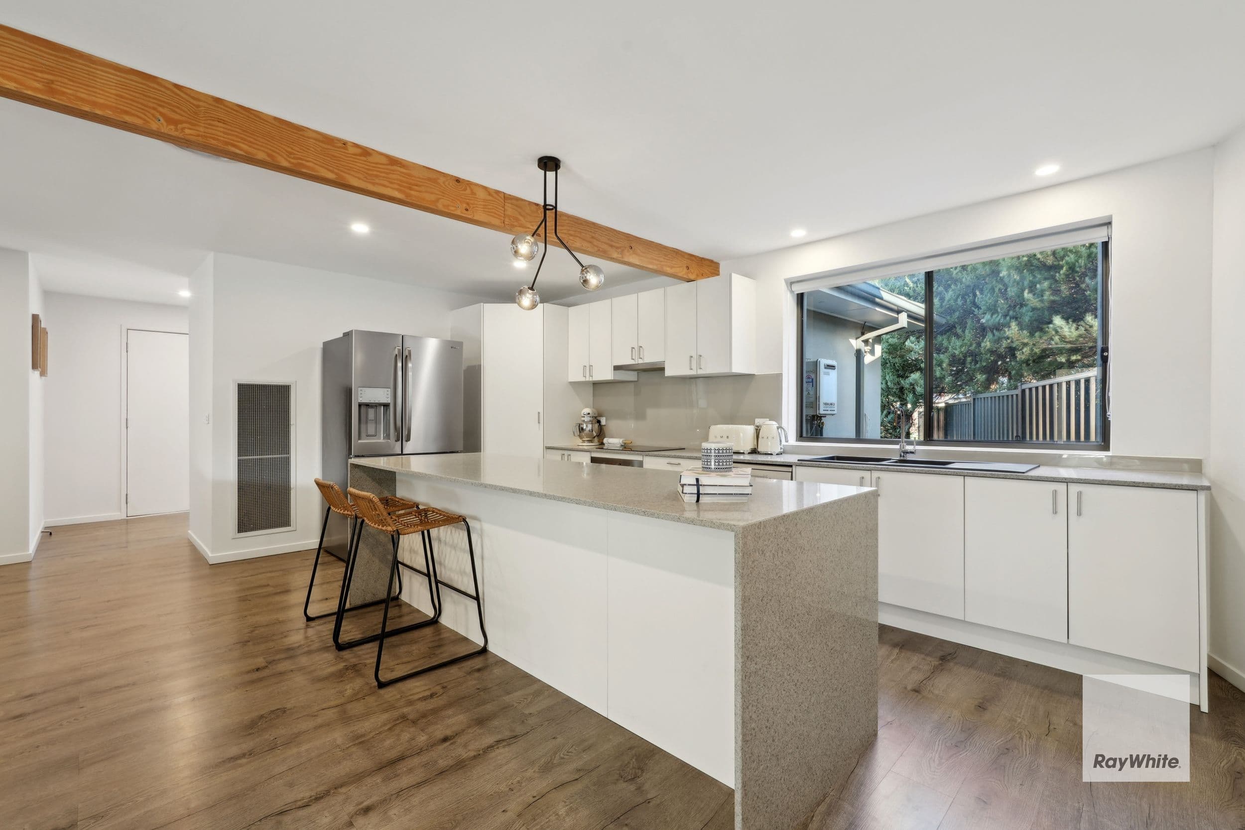 35 Shoalhaven Street, Werribee VIC 3030, Werribee - Thumbnail 2