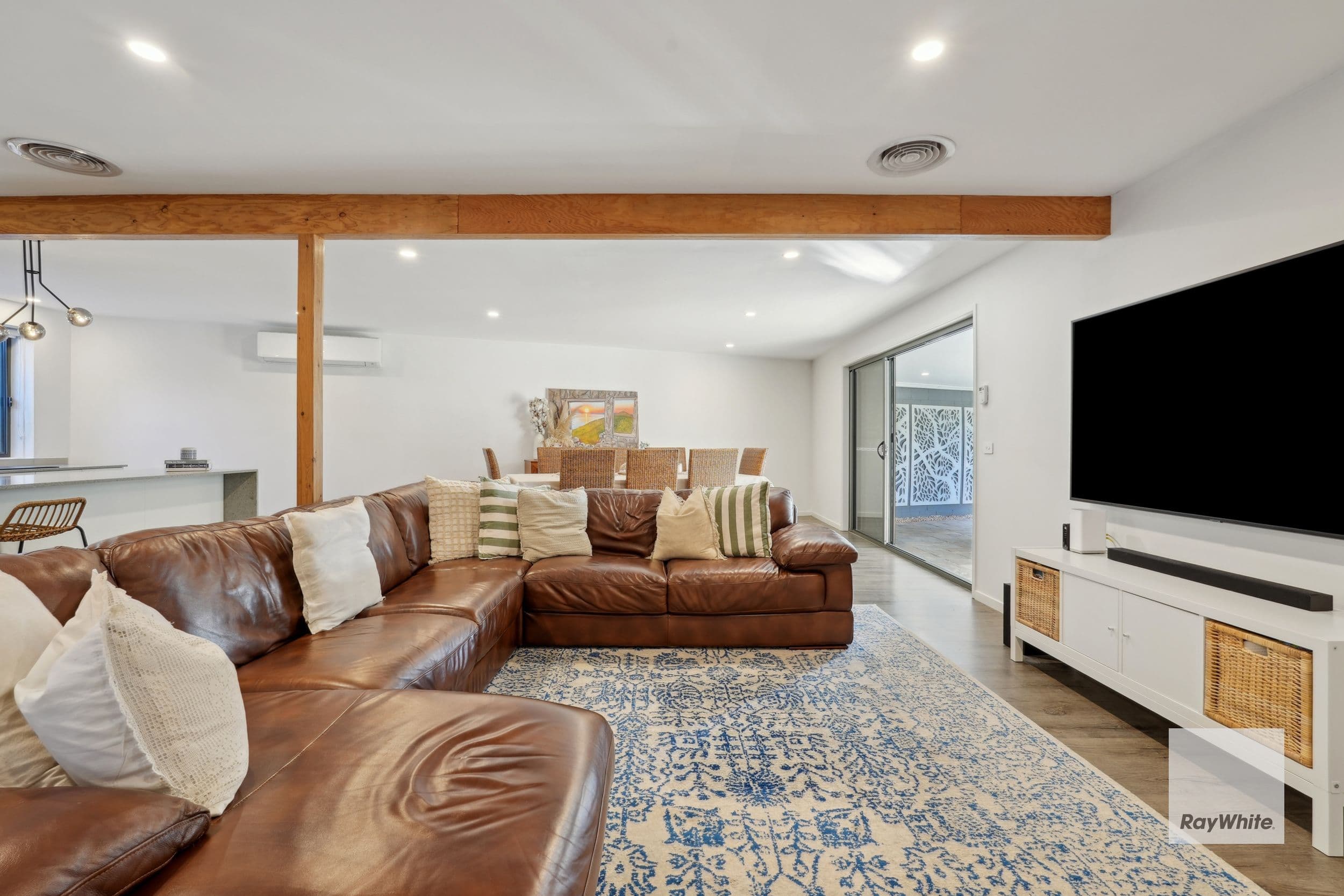 35 Shoalhaven Street, Werribee VIC 3030, Werribee - Thumbnail 4