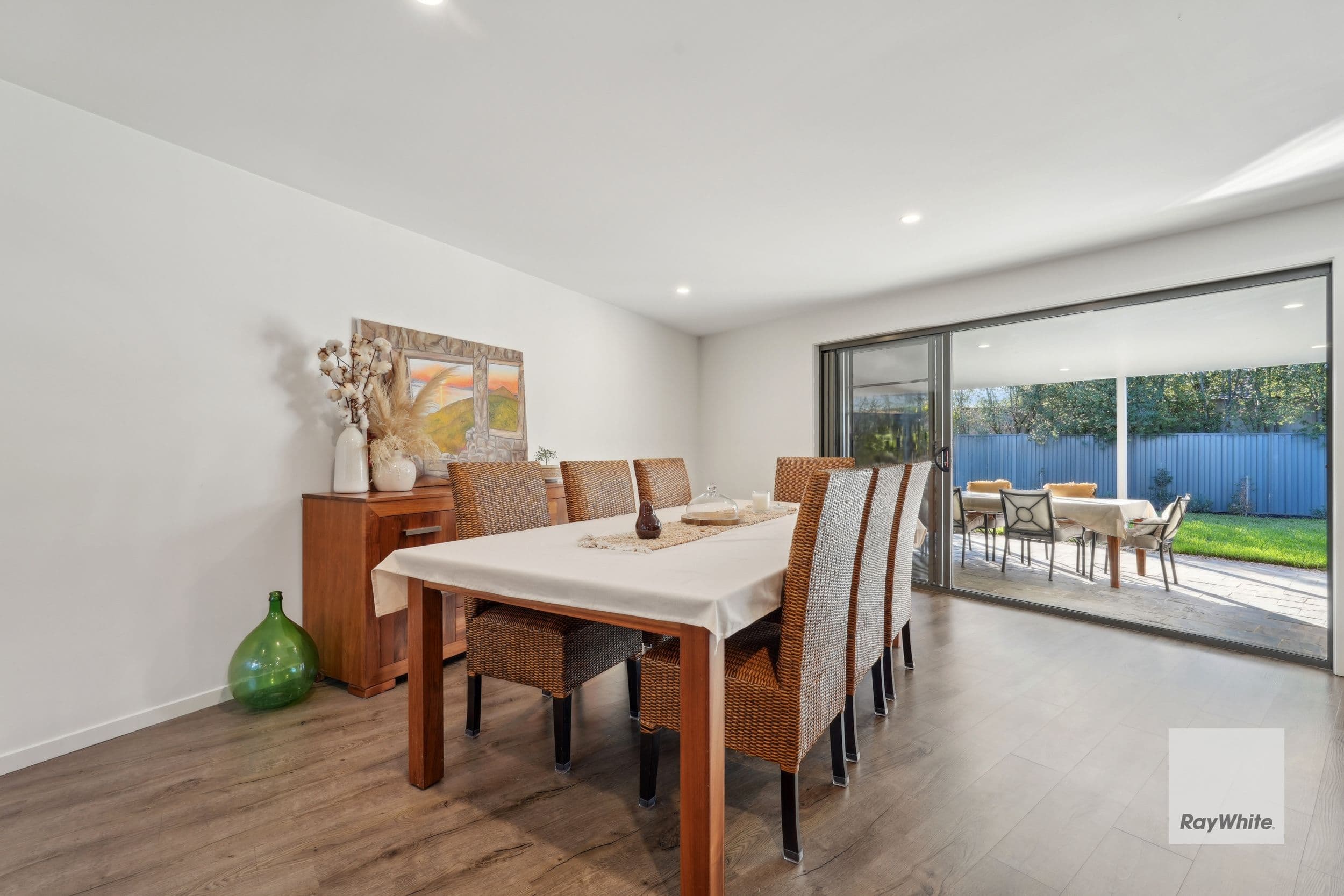 35 Shoalhaven Street, Werribee VIC 3030, Werribee - Thumbnail 7