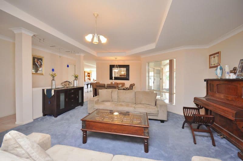 10 Calista Crescent, BRACKEN RIDGE QLD 4017, Bracken Ridge - Thumbnail 3
