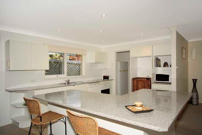 60 Kingswood Road, ENGADINE NSW 2233, Engadine - Thumbnail 3
