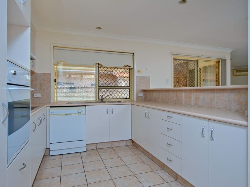 5 Ironwood Close, RUNCORN QLD 4113, Runcorn - Thumbnail 3