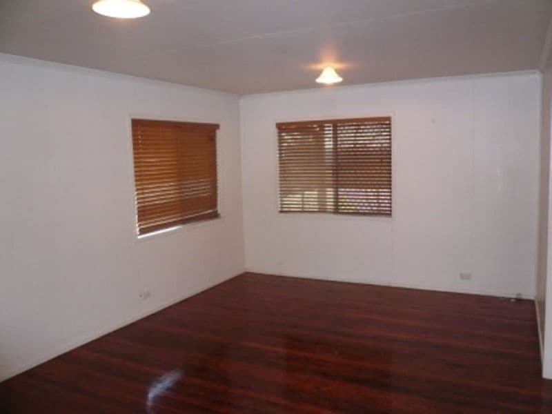 22 Arnhem Street, GAILES QLD 4300, Gailes - Thumbnail 4
