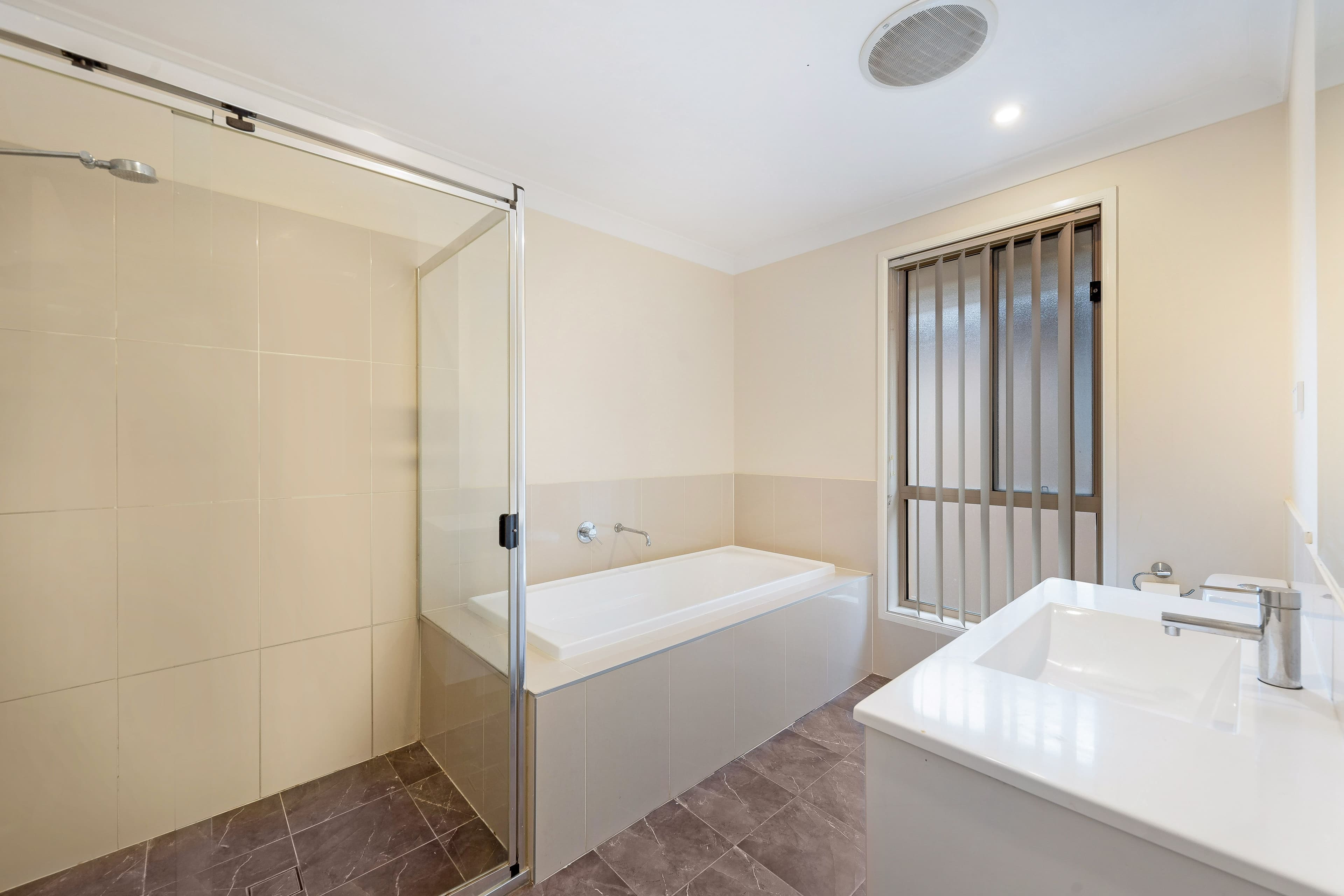 10 Brady Way, Bass Hill NSW 2197, Bass Hill - Thumbnail 4