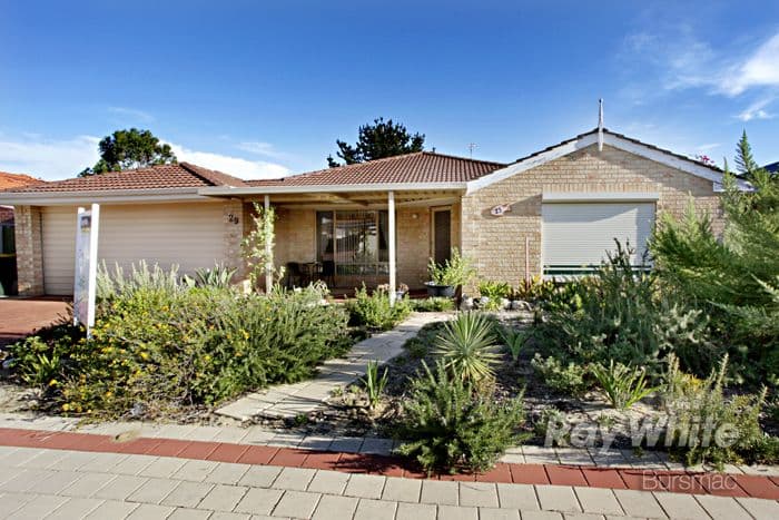 29 Rawlinna Heights, BALLAJURA WA 6066, Ballajura - Thumbnail 2