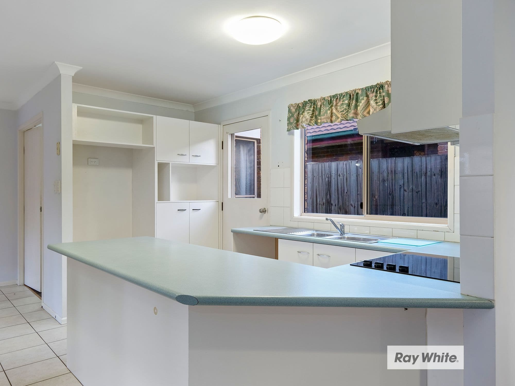 126 Laricina Circuit, Forest Lake QLD 4078, Forest Lake - Thumbnail 3