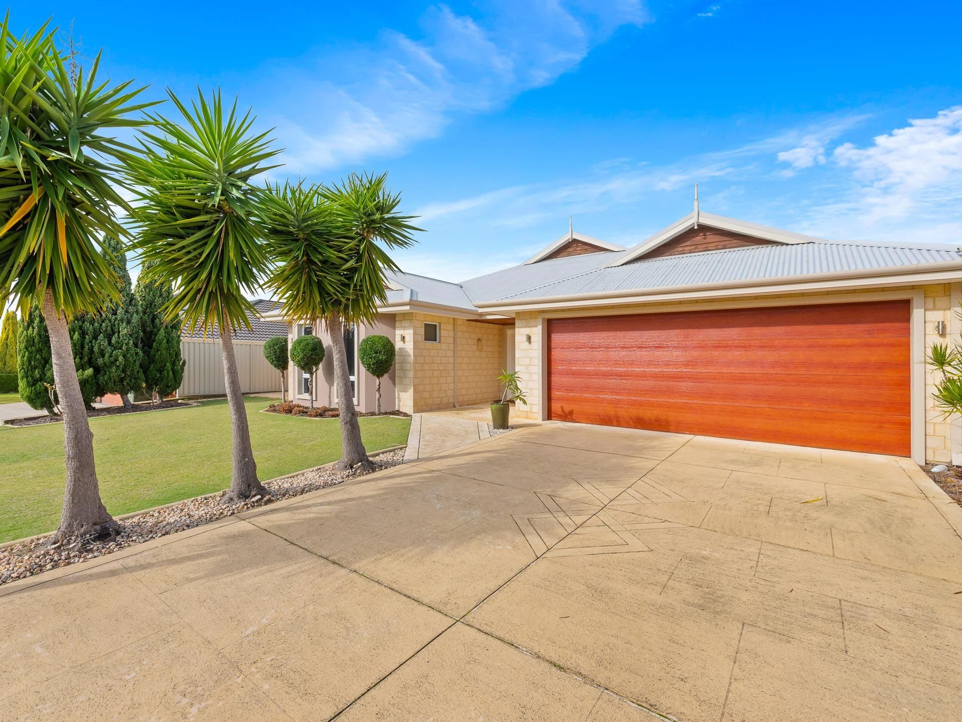 54 Lockeport Approach, Madeley WA 6065, Madeley - Thumbnail 2