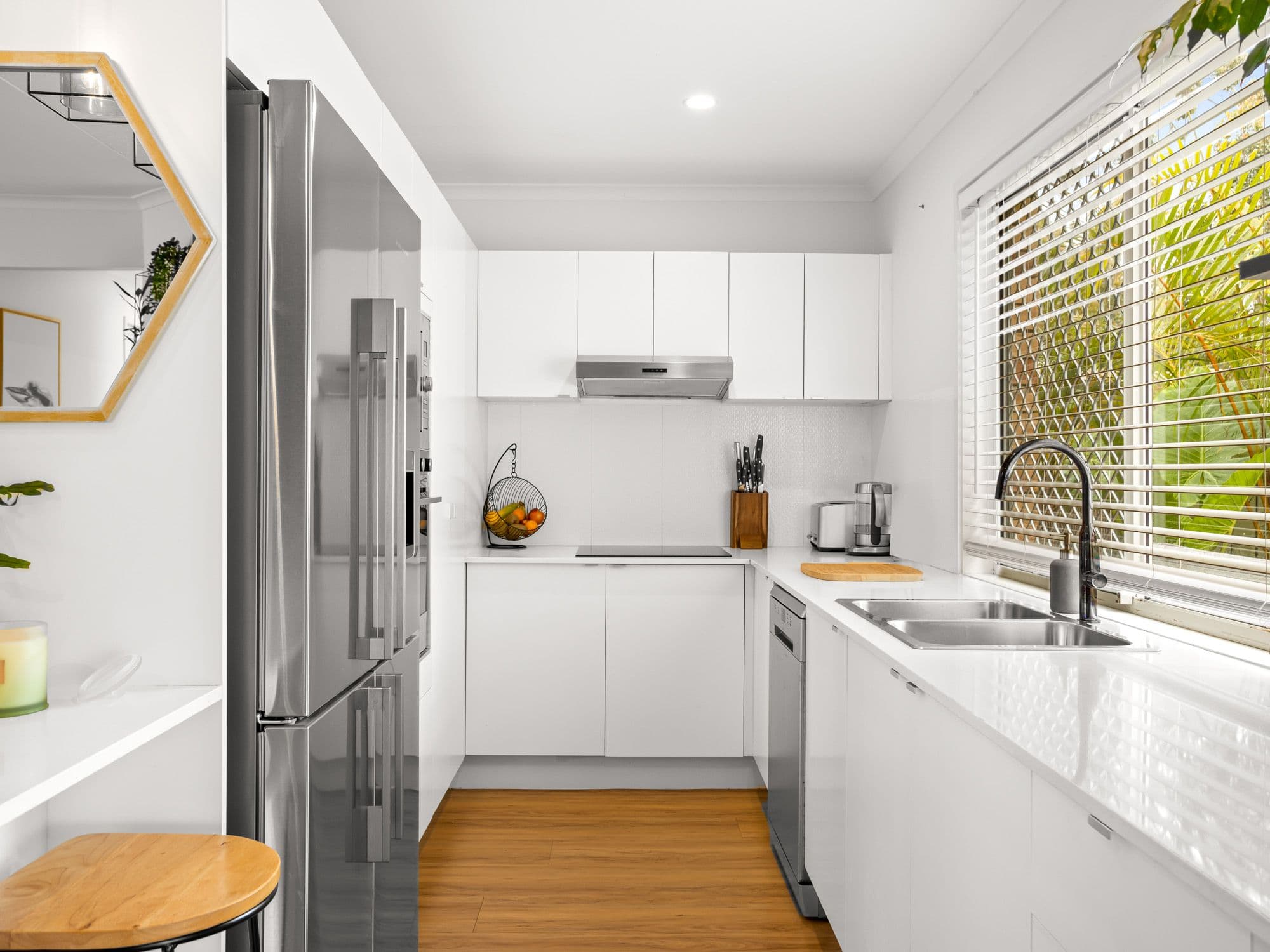 105 Ridgeway Avenue, Southport QLD 4215, Southport - Image 1