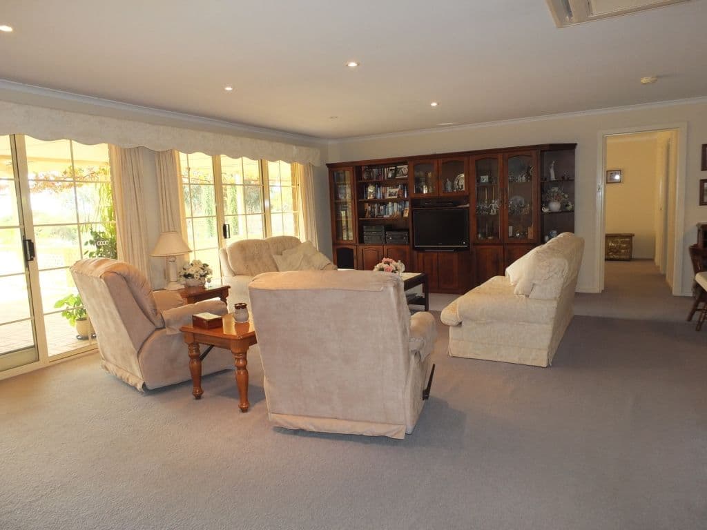 5538 Copper Coast Highway, Wallaroo SA 5556, Wallaroo - Thumbnail 2