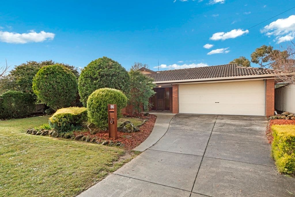 86 Grandview Grove, Wendouree VIC 3355, Wendouree - Image 1