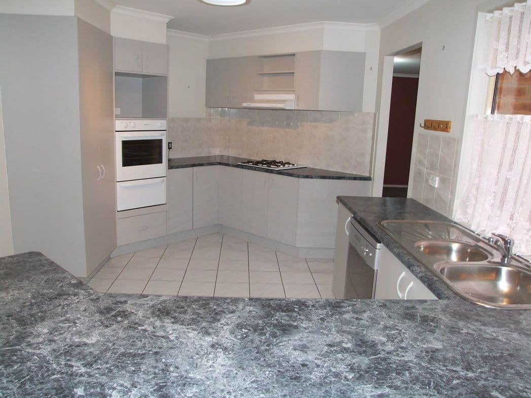 3  John Batman Drive, MELTON WEST VIC 3337, Melton West - Thumbnail 2
