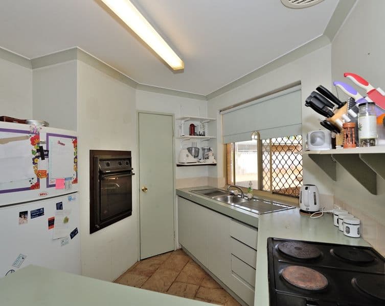 18 Sprite Place, WAIKIKI WA 6169, Waikiki - Thumbnail 3